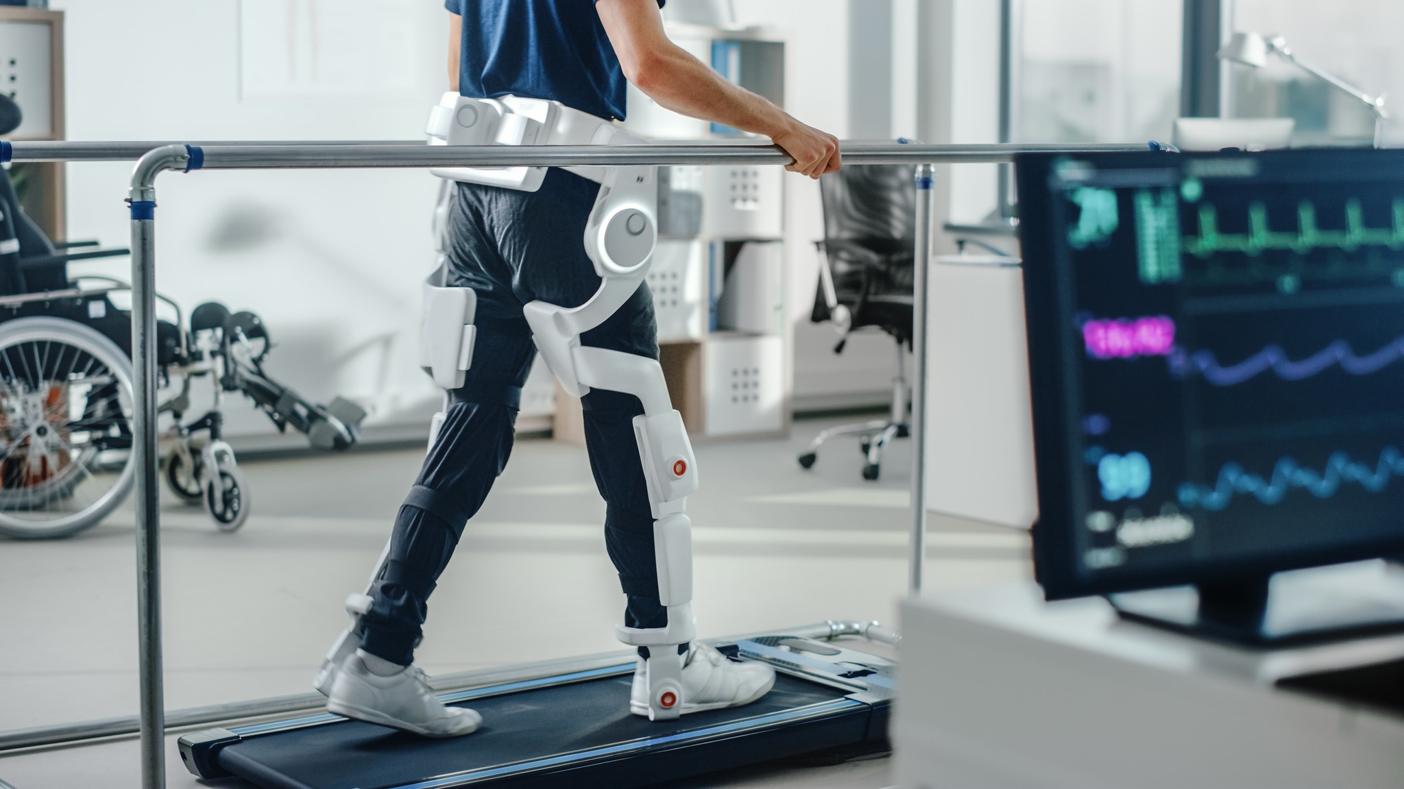 Gehtraining mit robotischem Exoskelett